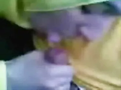 Çarpıcı Genç Masaj Ve Becerdin erotikturkporno